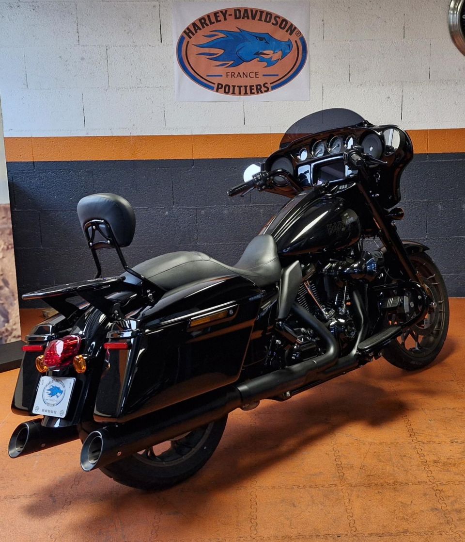 HARLEY-DAVIDSON TOURING STREET GLIDE 1923 4