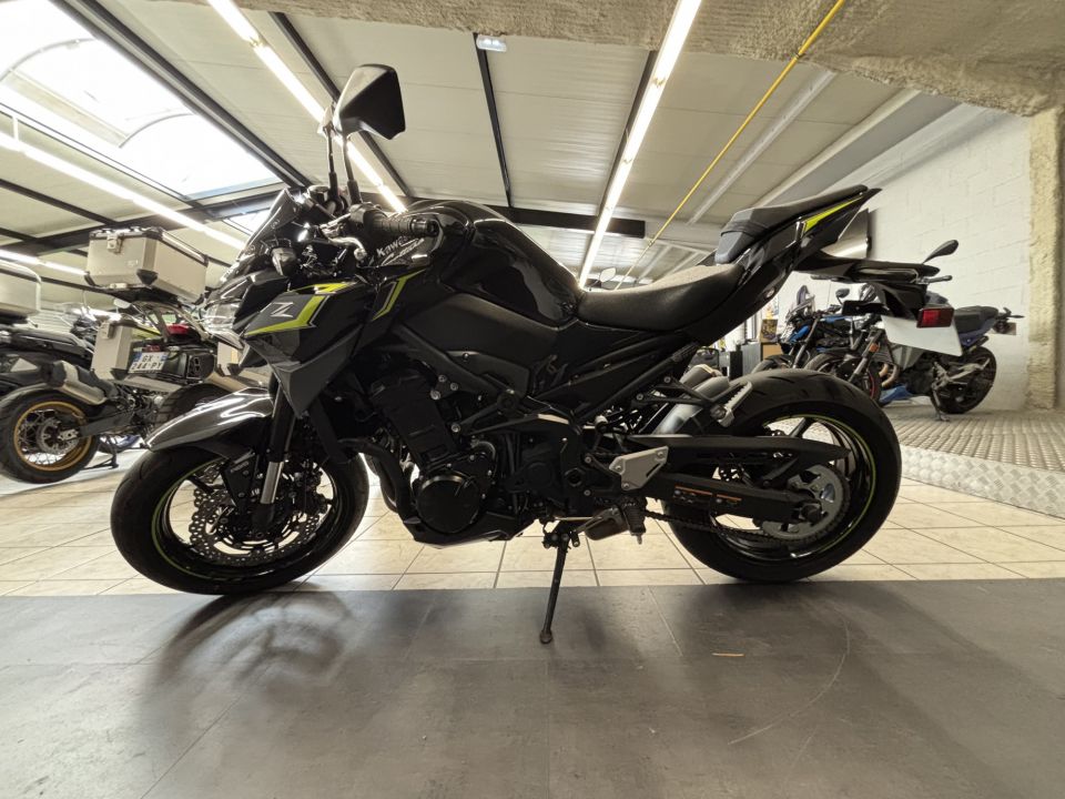 KAWASAKI Z 900 4