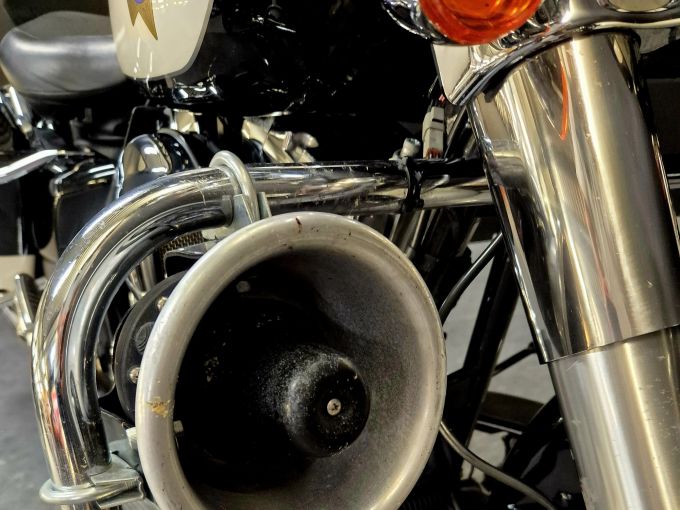 HARLEY-DAVIDSON TOURING ELECTRA GLIDE 1690 POLICE 4