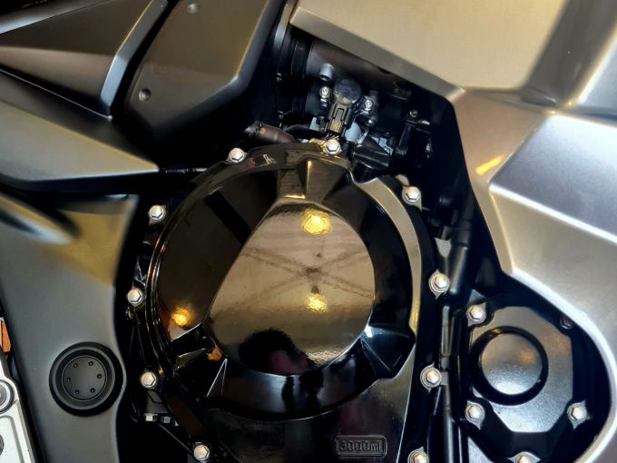 SUZUKI GSX 1250F 4
