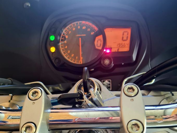 SUZUKI GSX 1250F 4