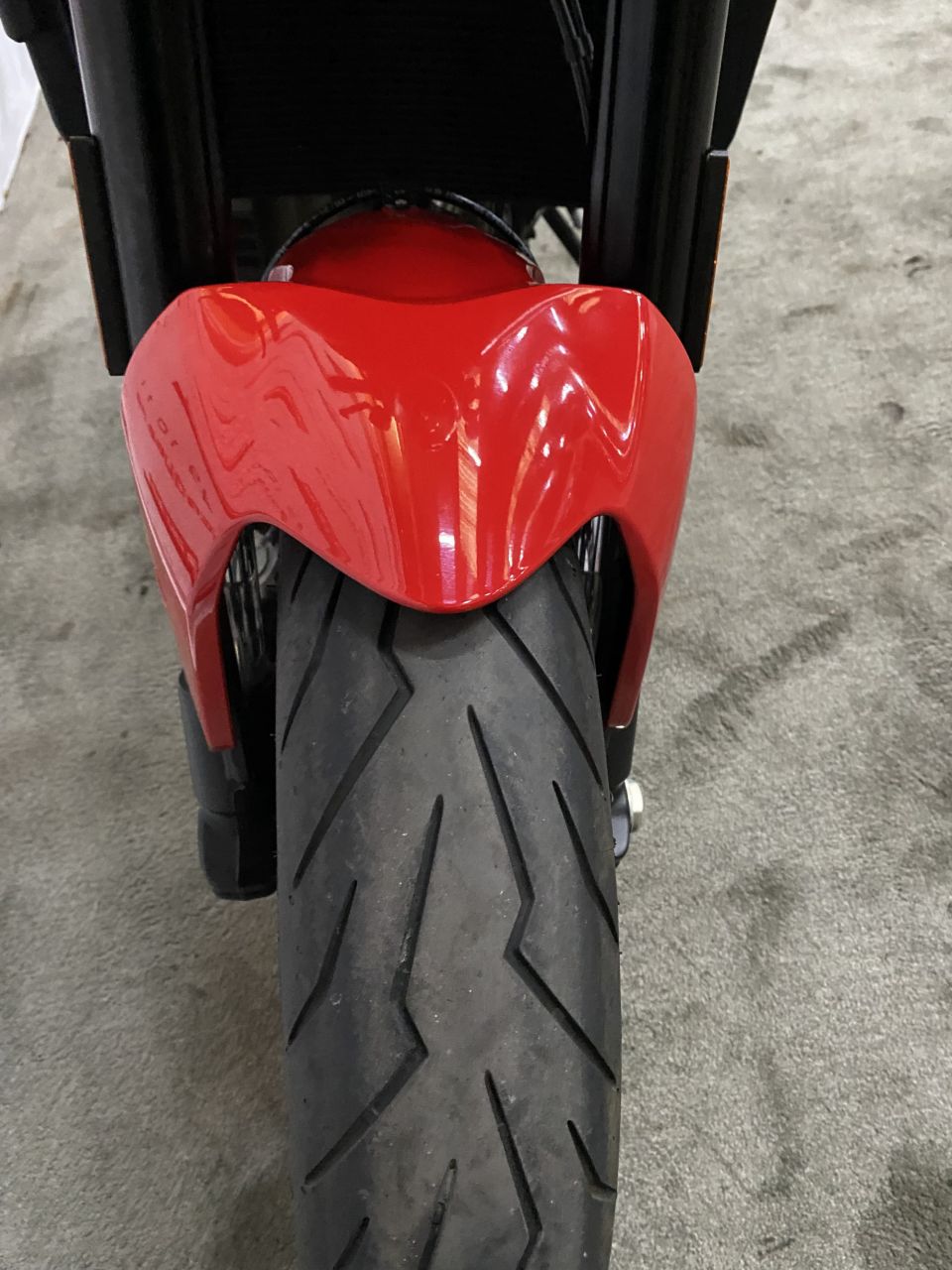 DUCATI MONSTER 937 4