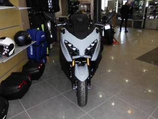 YAMAHA XP T-MAX 560 TECH MAX - 2025