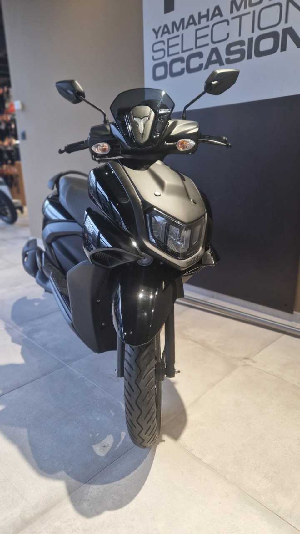 YAMAHA RayZR 125 4
