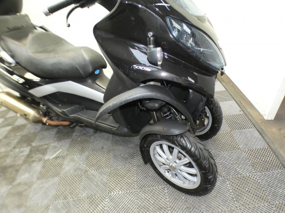 PIAGGIO MP3 400 4