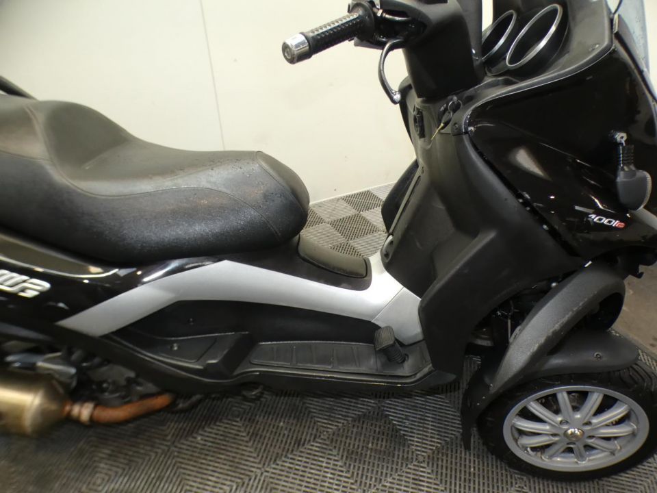 PIAGGIO MP3 400 4