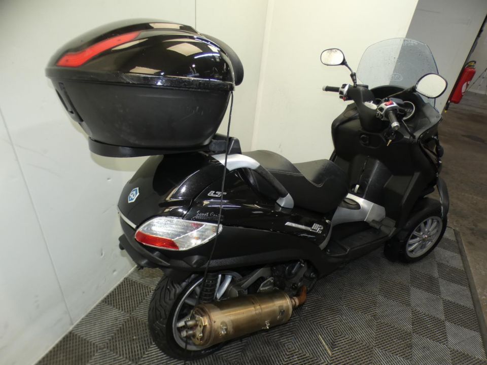 PIAGGIO MP3 400 4