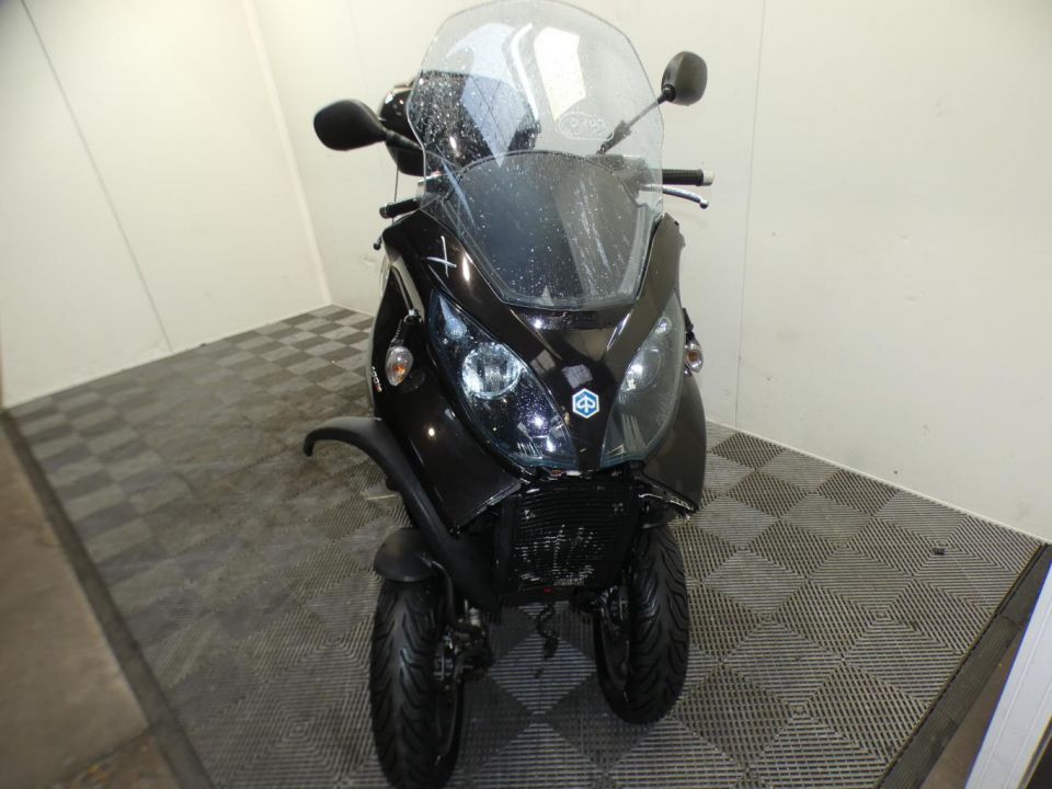 PIAGGIO MP3 400 4