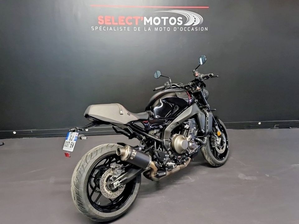 YAMAHA XSR 900 4