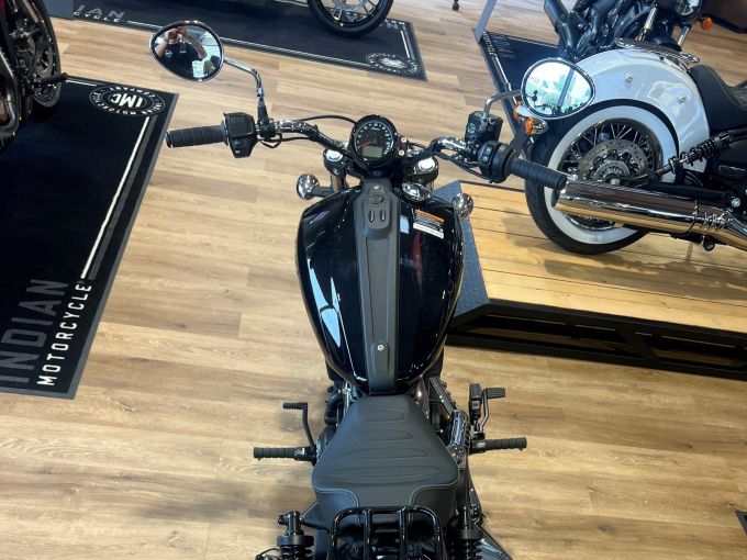 INDIAN SCOUT CLASSIC 1250 4
