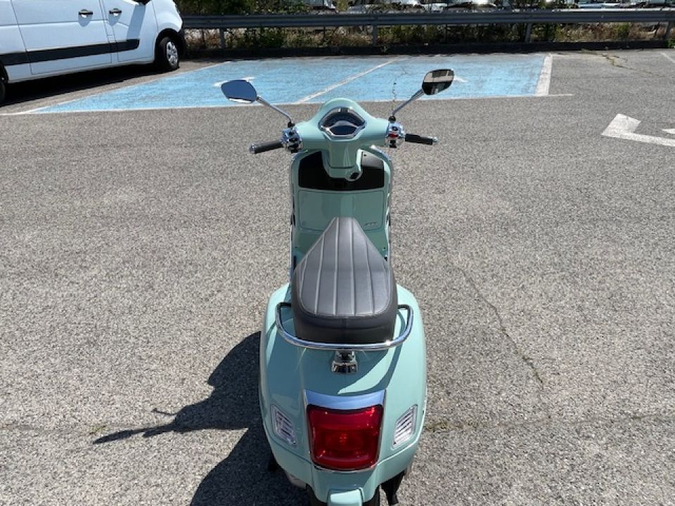 VESPA GTS 300 4