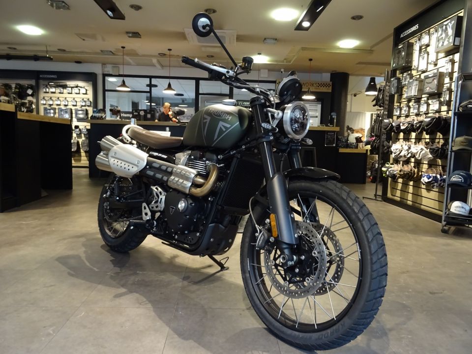 TRIUMPH Scrambler 1200 X 4