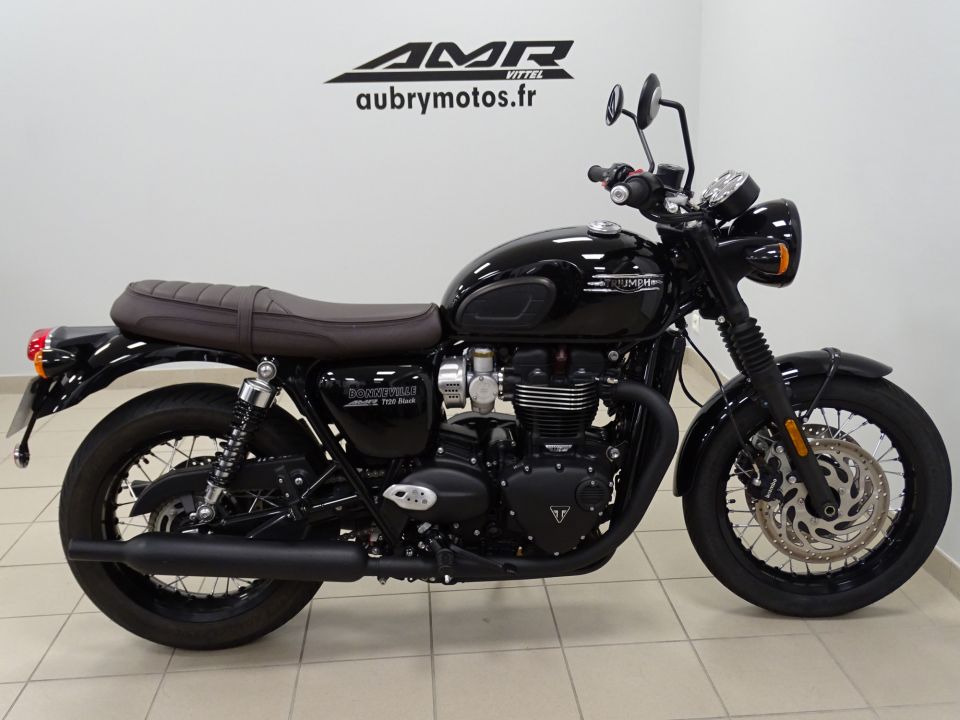TRIUMPH Bonneville T120 Black 4