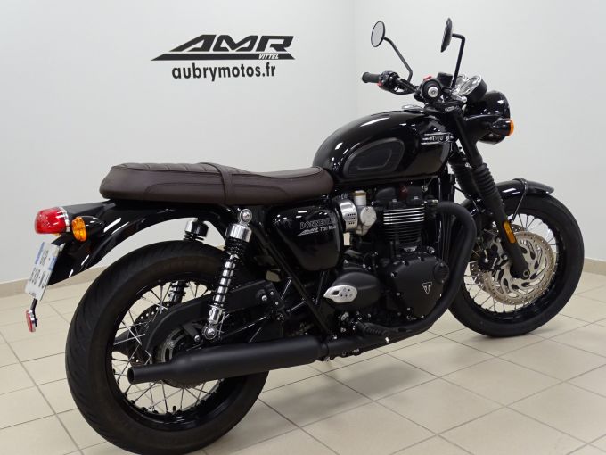 TRIUMPH Bonneville T120 Black 4