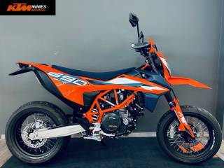 KTM 690 SMC R - 2024
