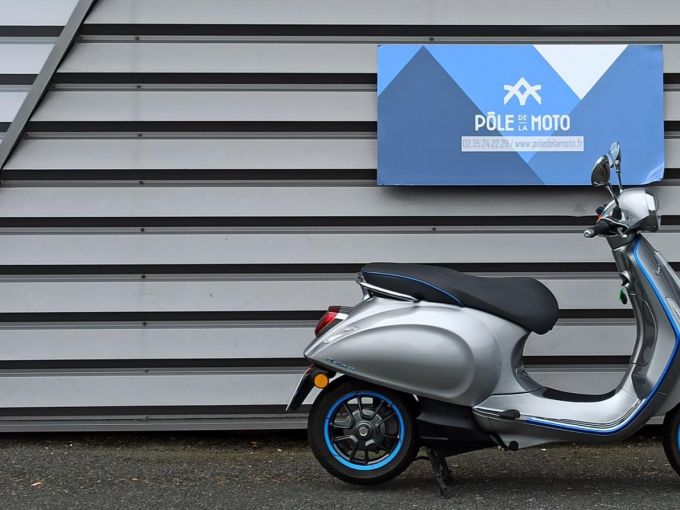 VESPA VESPA ELECTTRICA VERSION 50 KM/H 4