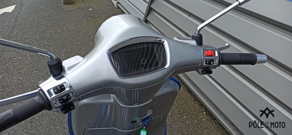 VESPA VESPA ELECTTRICA VERSION 50 KM/H 4