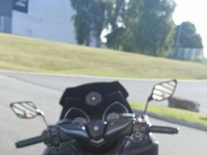 YAMAHA XP T-MAX 560 TECH MAX 4