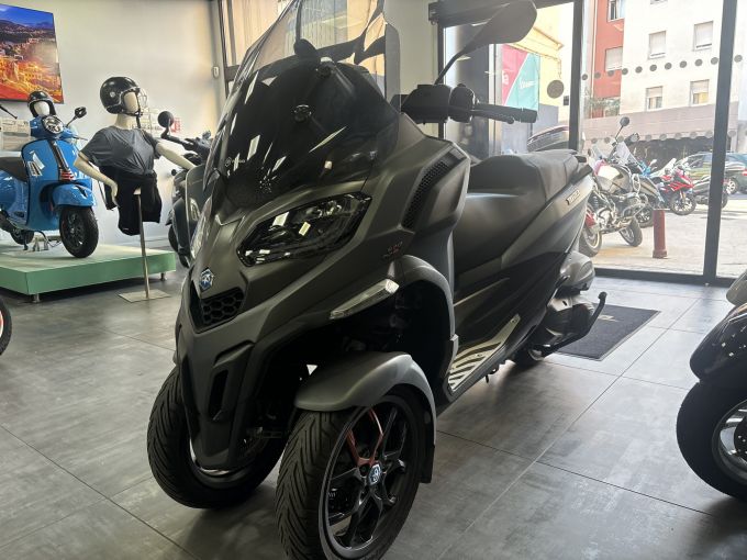 PIAGGIO MP3 530 HPE EXCLUSIVE 4