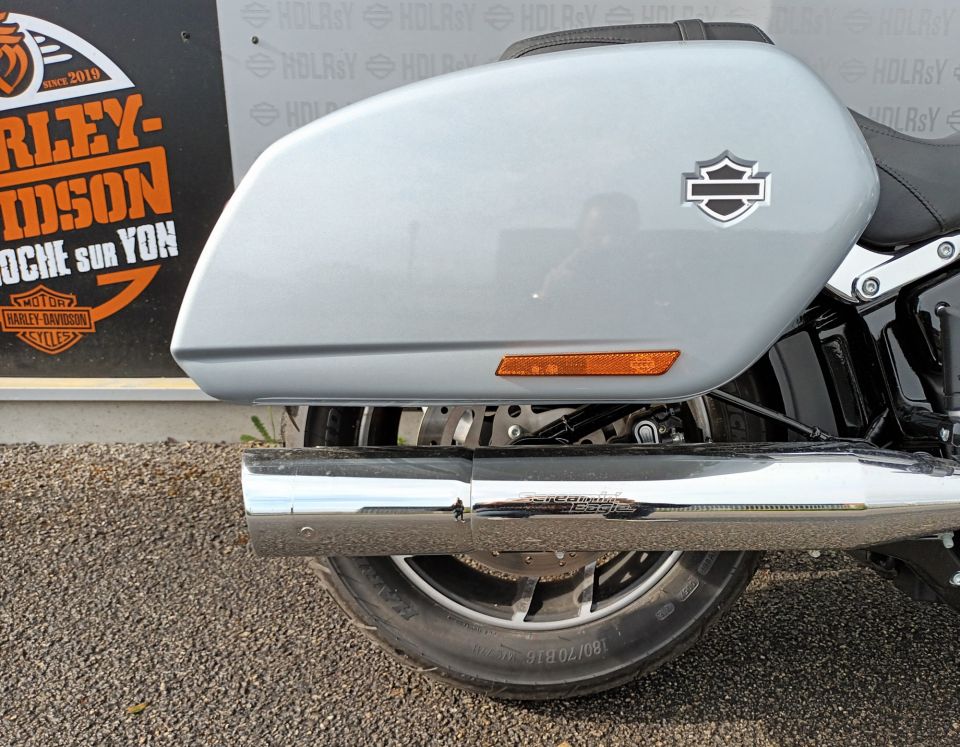 HARLEY-DAVIDSON SOFTAIL SPORT GLIDE 1745 4