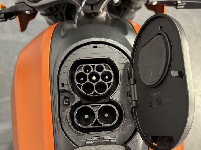 HARLEY-DAVIDSON LiveWire 4