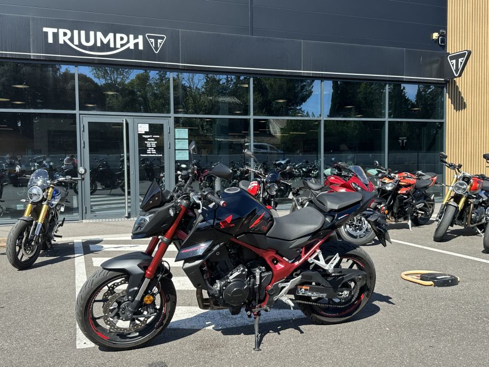 HONDA CB 750 HORNET 4