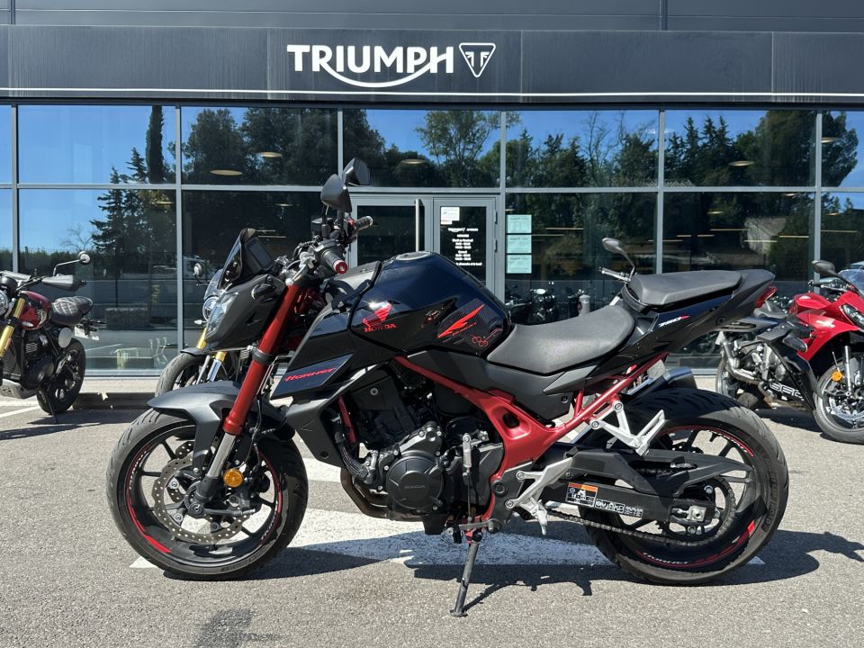 HONDA CB 750 HORNET 4