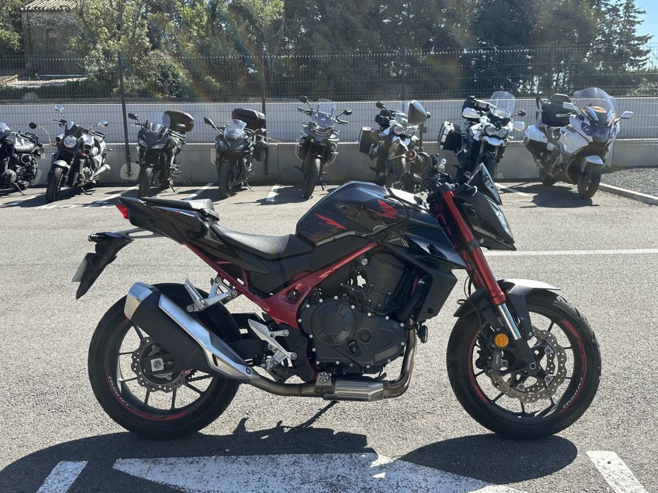 HONDA CB 750 HORNET 4