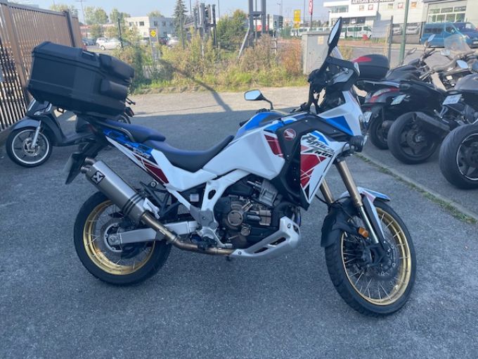 HONDA AFRICA TWIN CRF1000D DCT 4