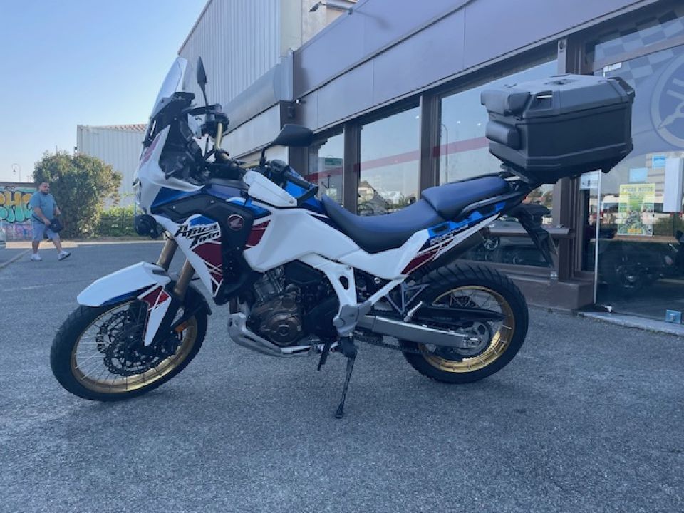 HONDA AFRICA TWIN CRF1000D DCT 4