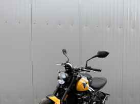 TRIUMPH TRIDENT 660 - 2025