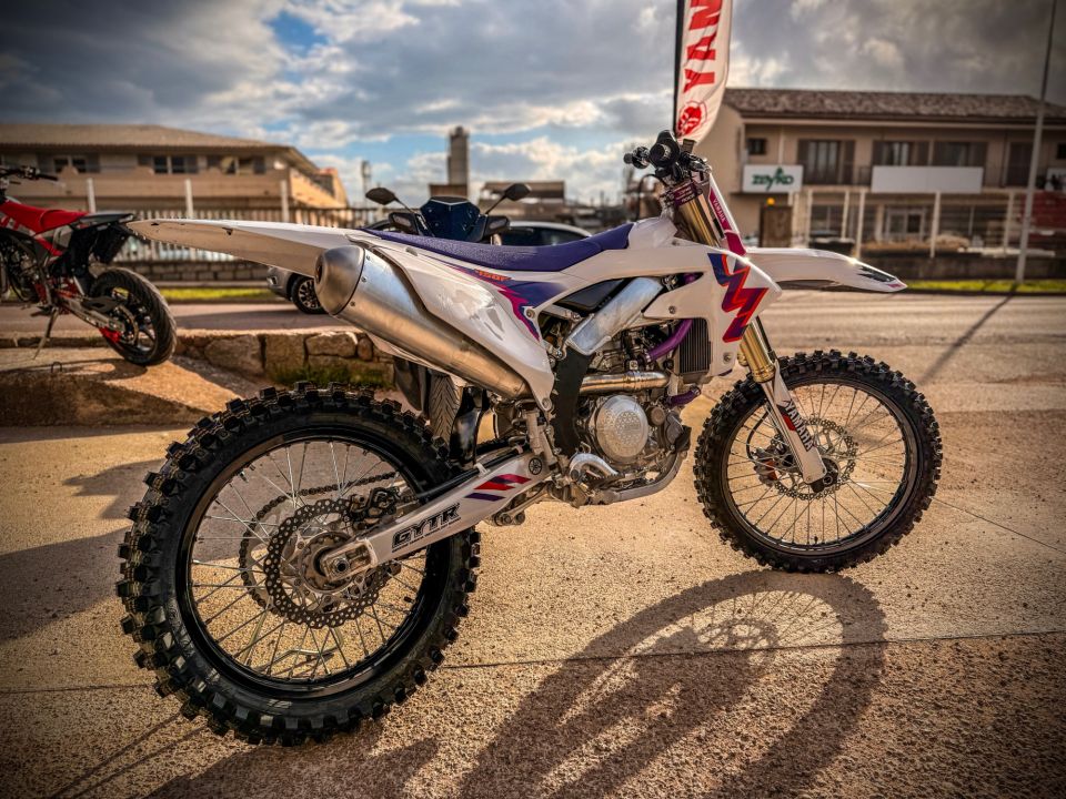 YAMAHA YZ450F 4