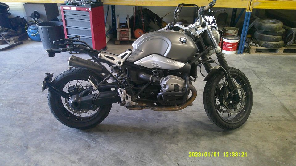 BMW R NineT 4