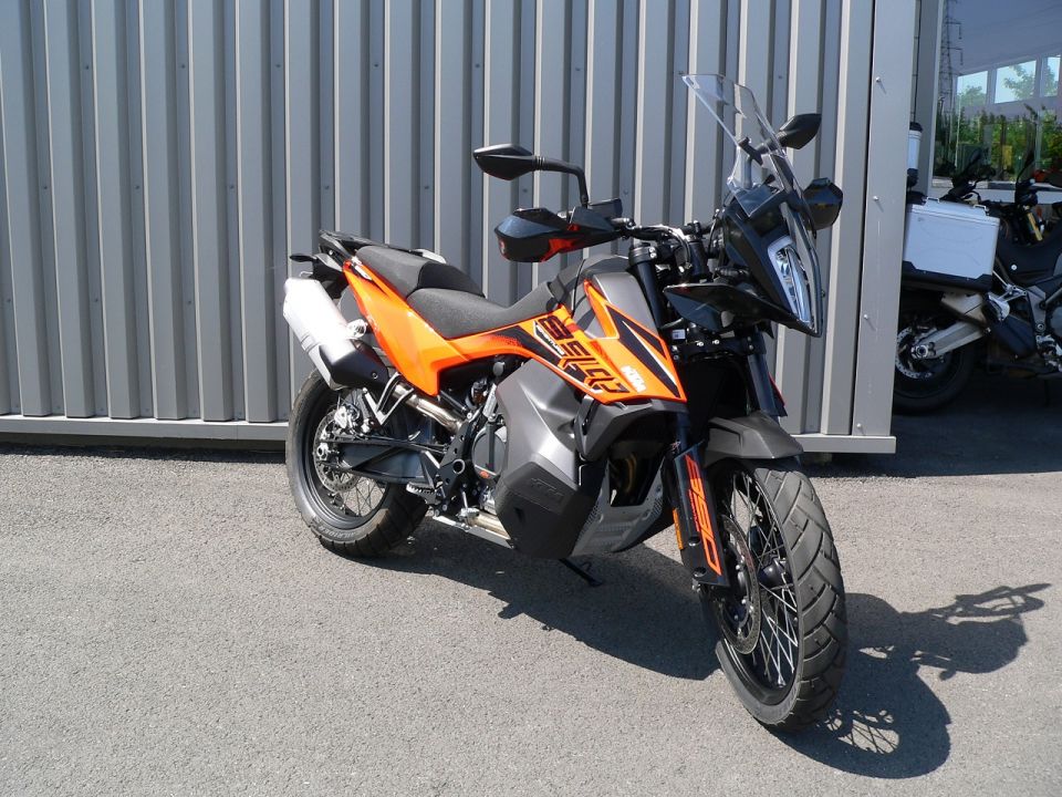KTM 890 ADVENTURE 2022 4