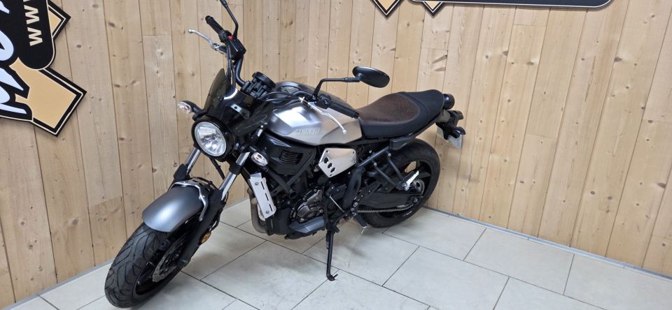 YAMAHA XSR 700 4