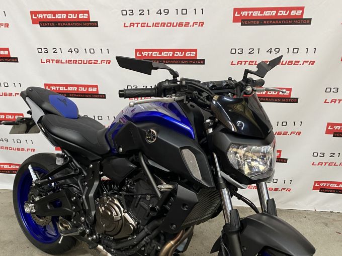 YAMAHA MT-07 (47.5CV) 4