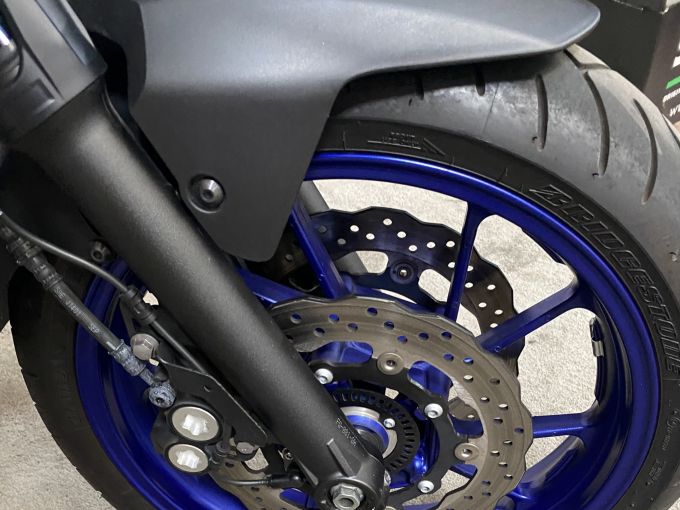 YAMAHA MT-07 (47.5CV) 4
