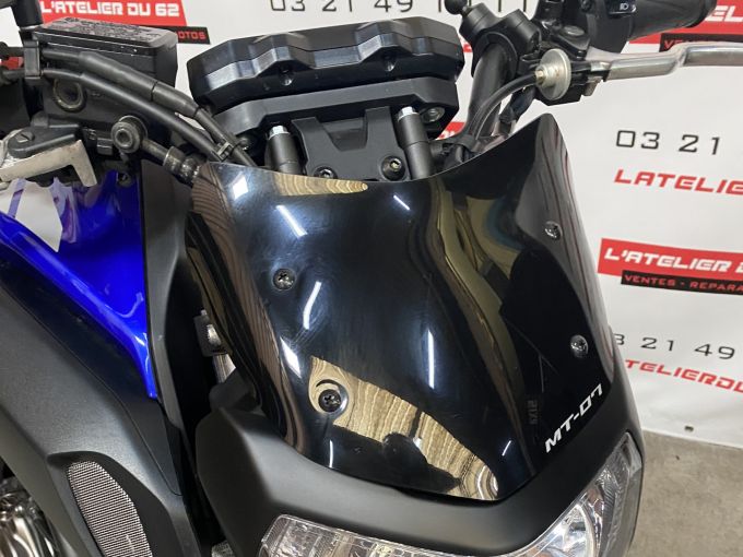 YAMAHA MT-07 (47.5CV) 4