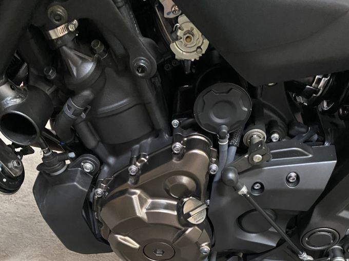 YAMAHA MT-07 (47.5CV) 4