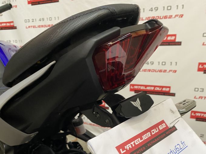 YAMAHA MT-07 (47.5CV) 4