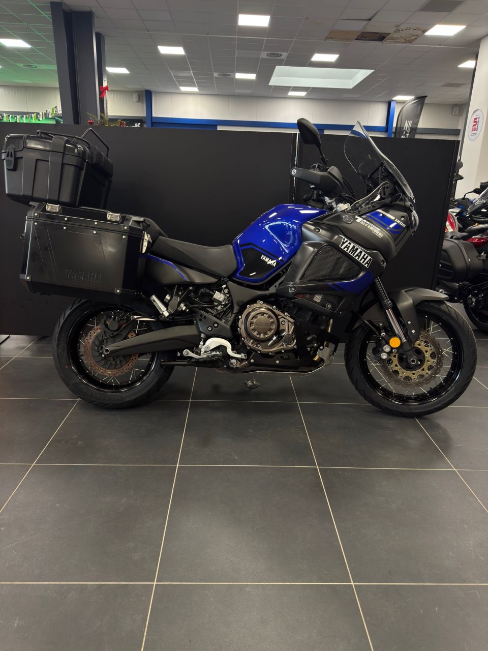 YAMAHA XTZ 1200 SUPER TENERE 4
