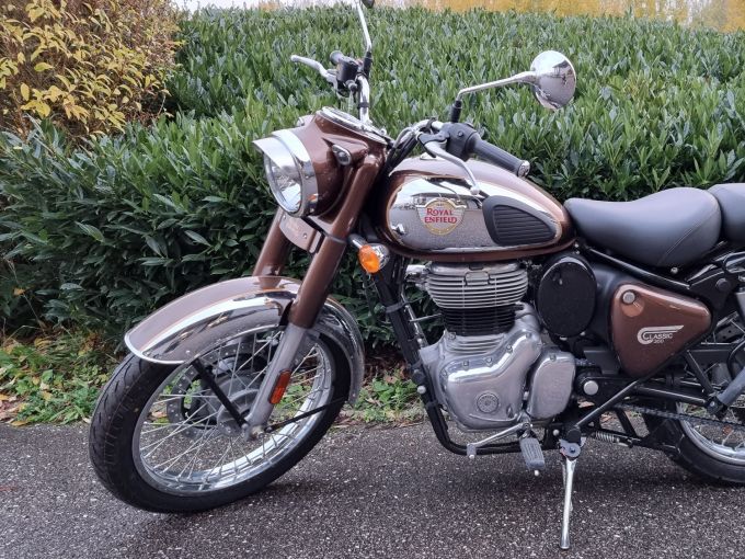ROYAL ENFIELD CLASSIC 4