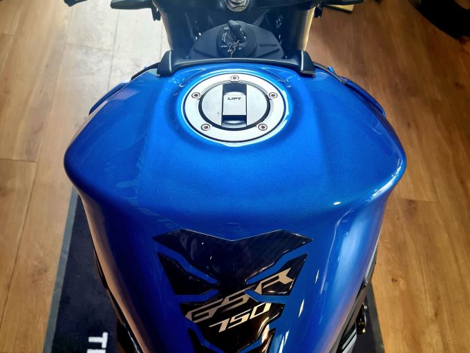 SUZUKI GSX-S 750 4