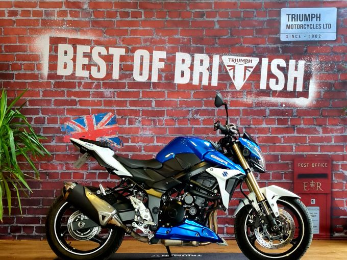 SUZUKI GSX-S 750 4