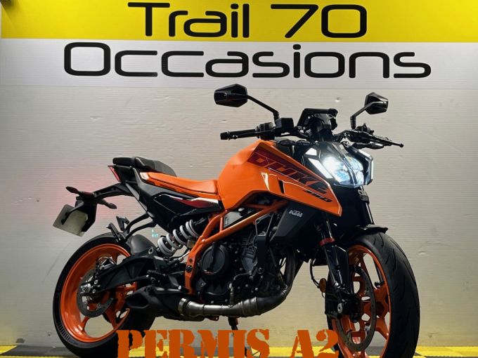 KTM 390 DUKE 4