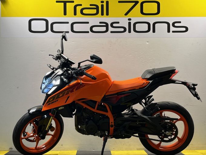 KTM 390 DUKE 4