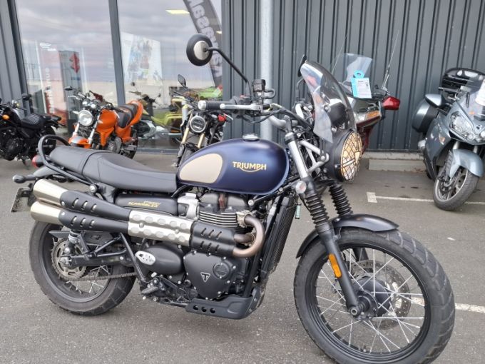 TRIUMPH SCRAMBLER 900 4