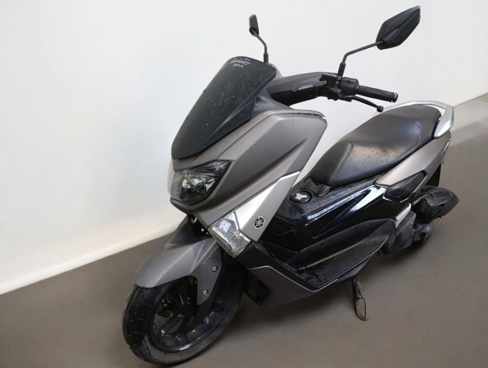 YAMAHA NMAX 125 4