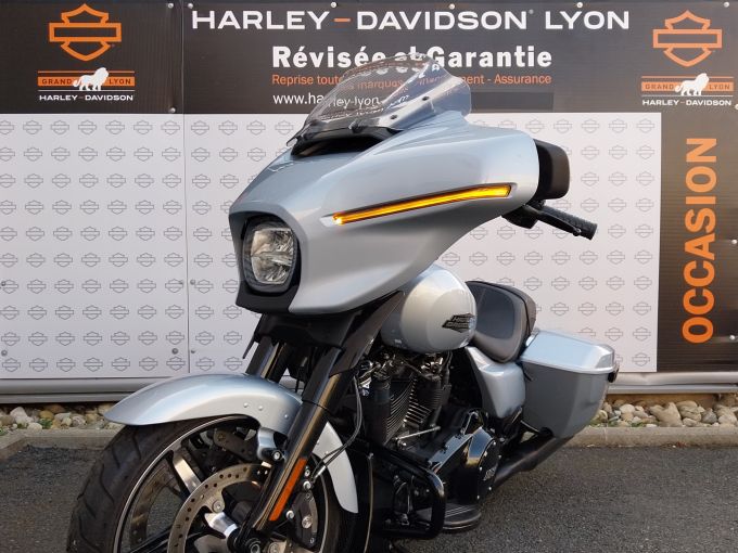 HARLEY-DAVIDSON TOURING STREET GLIDE 1923 4