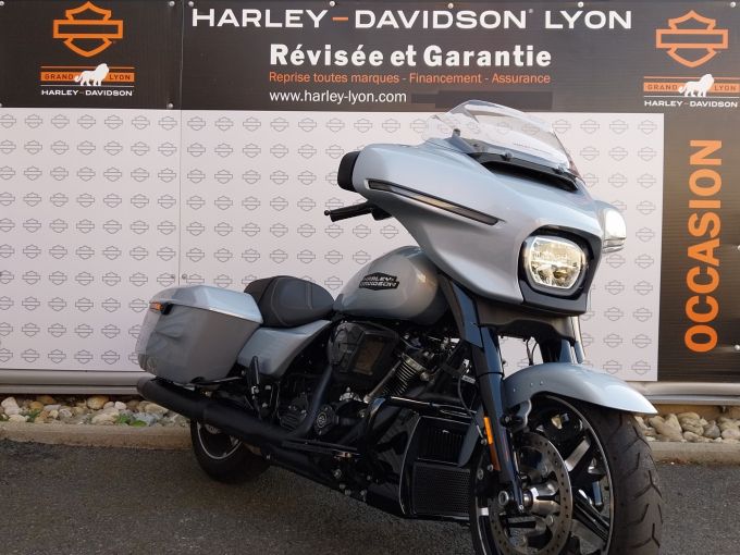 HARLEY-DAVIDSON TOURING STREET GLIDE 1923 4